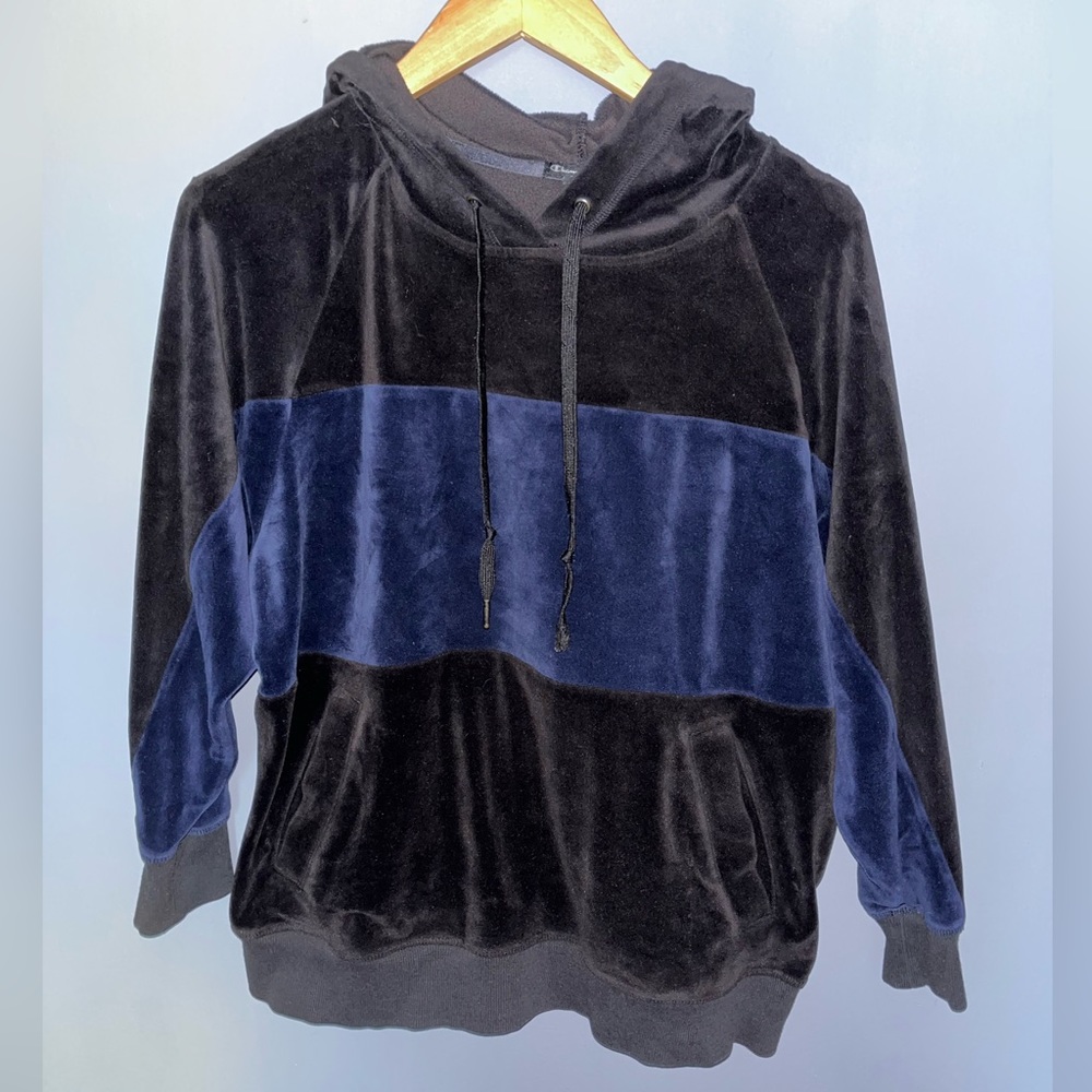 Black‎ & Blue Color Block fuzzy hoodie